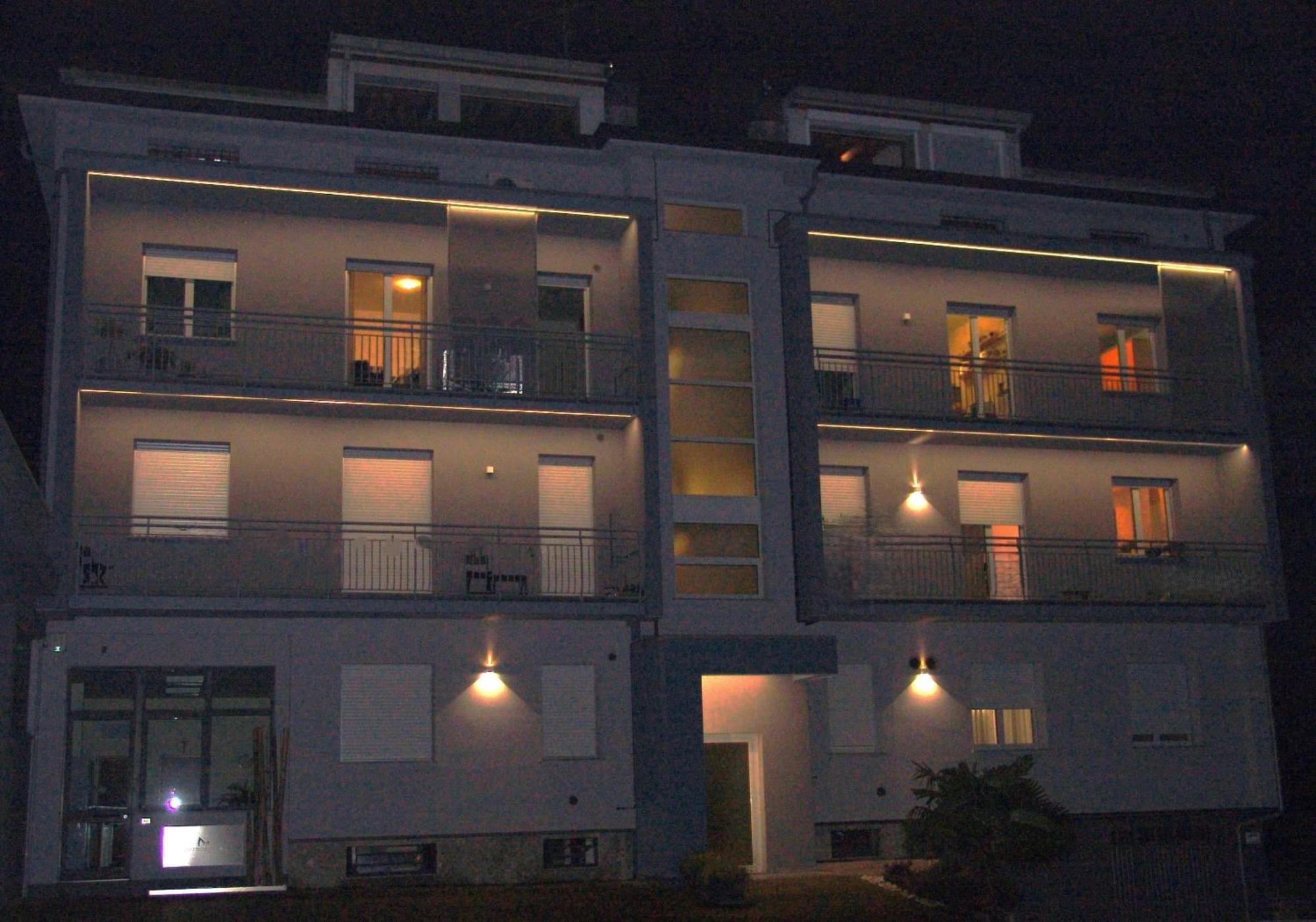 Modern Apartment Luci & Stelle Near Lake Como Nibionno ภายนอก รูปภาพ
