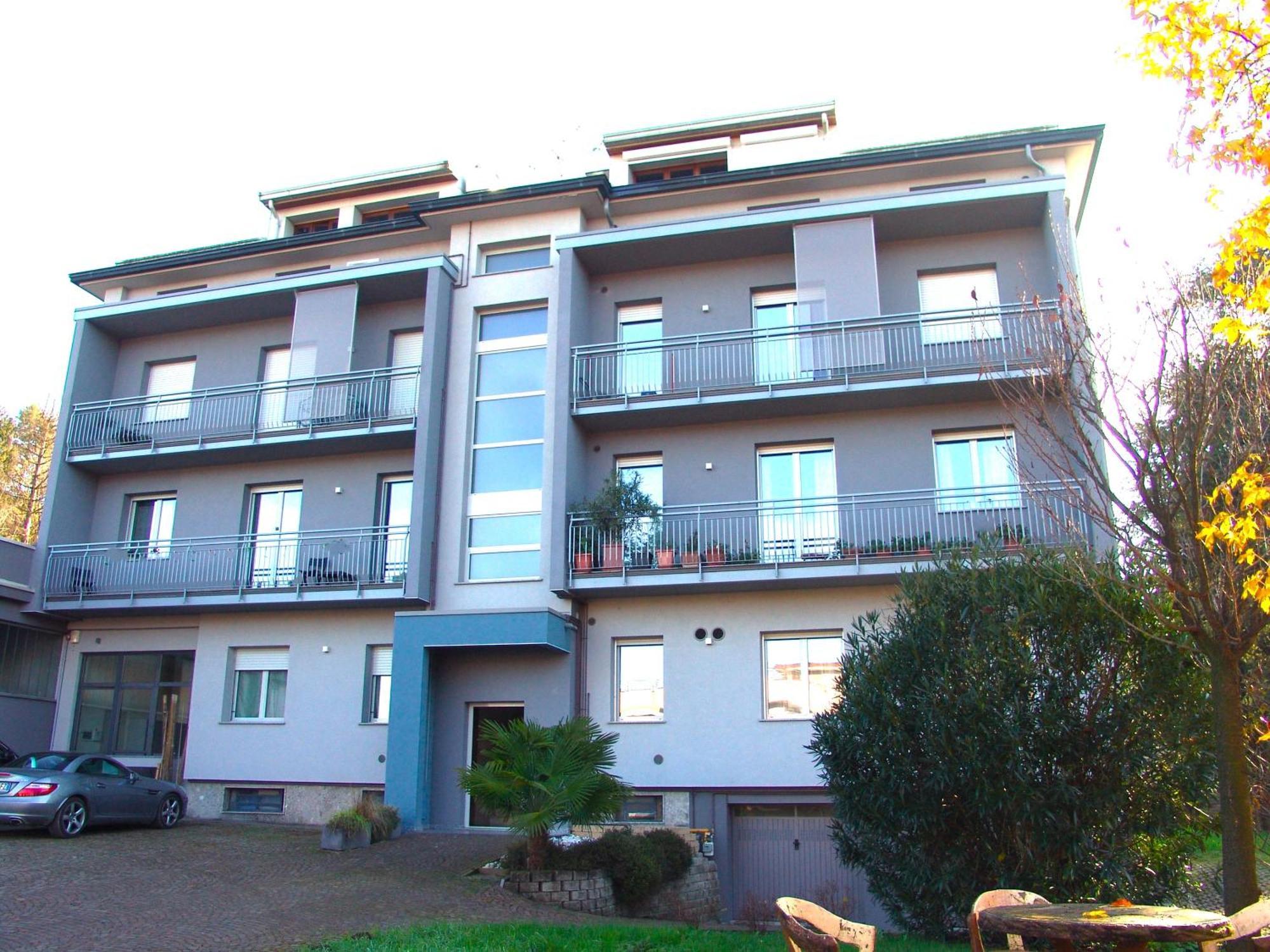 Modern Apartment Luci & Stelle Near Lake Como Nibionno ภายนอก รูปภาพ