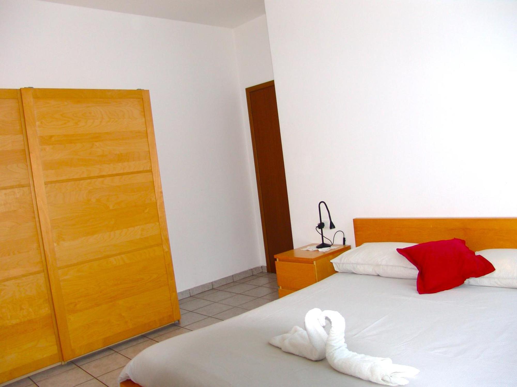 Modern Apartment Luci & Stelle Near Lake Como Nibionno ภายนอก รูปภาพ